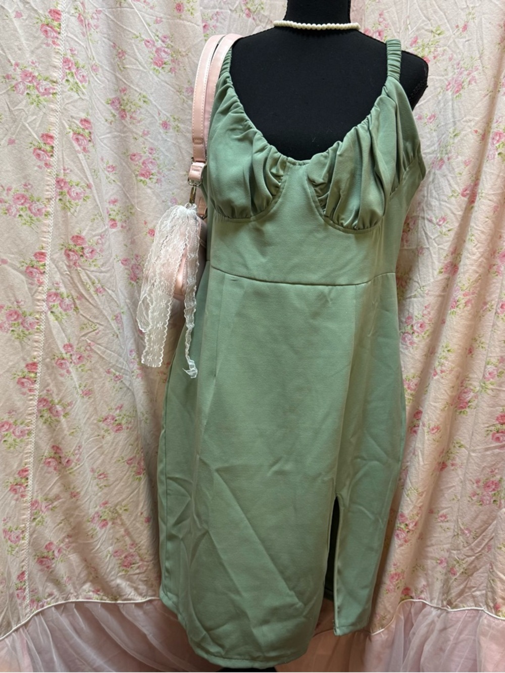 green prettylittlething dress